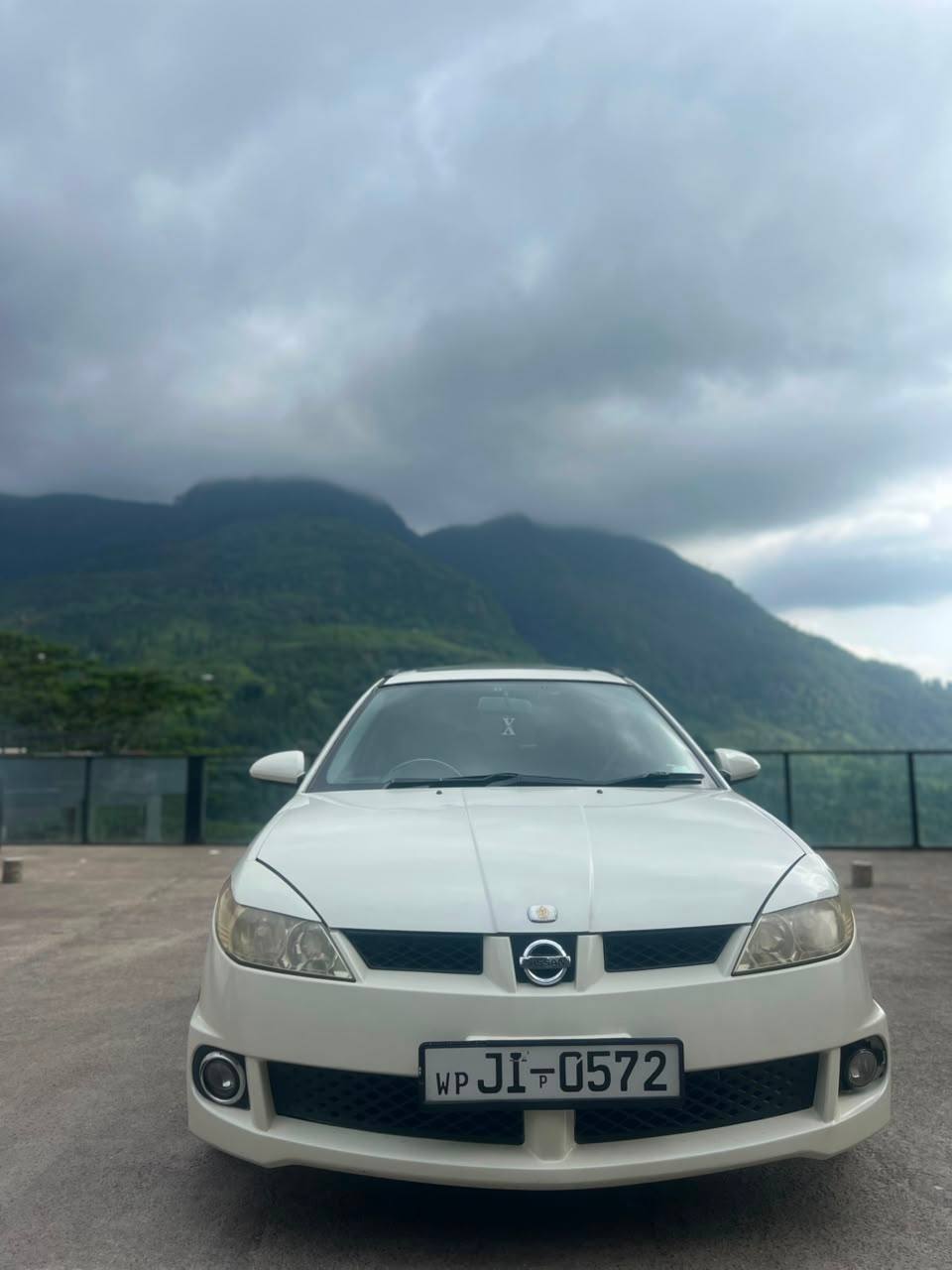 Nissan Wingroad Sunroof 2003