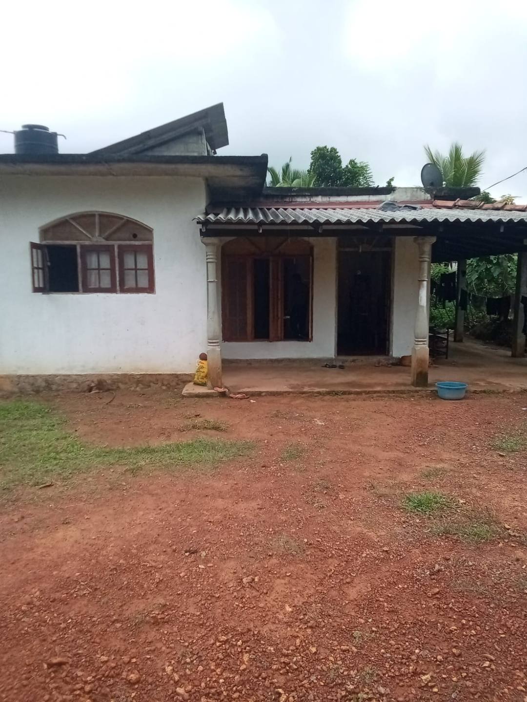 Land with House for Sale In Kalawila