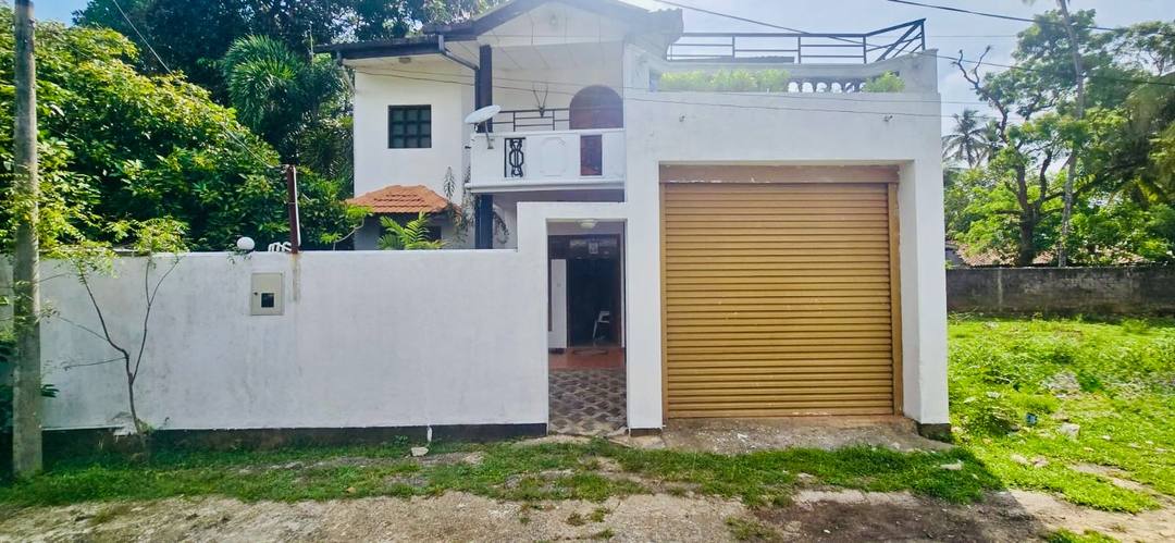2-STOREY HOUSE FOR SALE IN ANGODA NEW TOWN