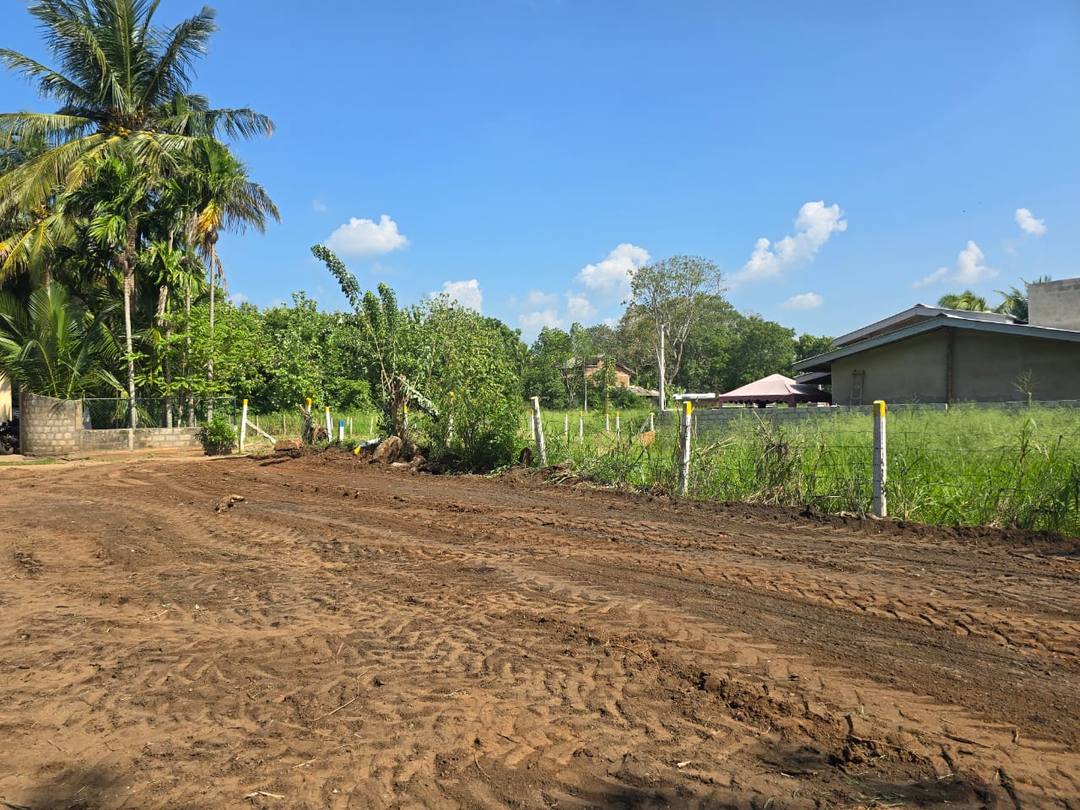 PRIME LAND FOR SALE IN VAVUNIYA