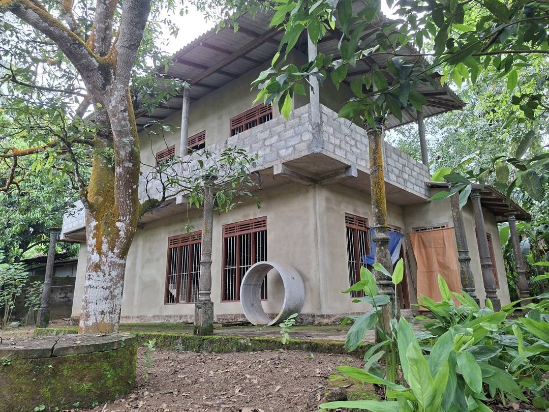 TWO-STOREY HOUSE FOR SALE IN EHELIYAGODA