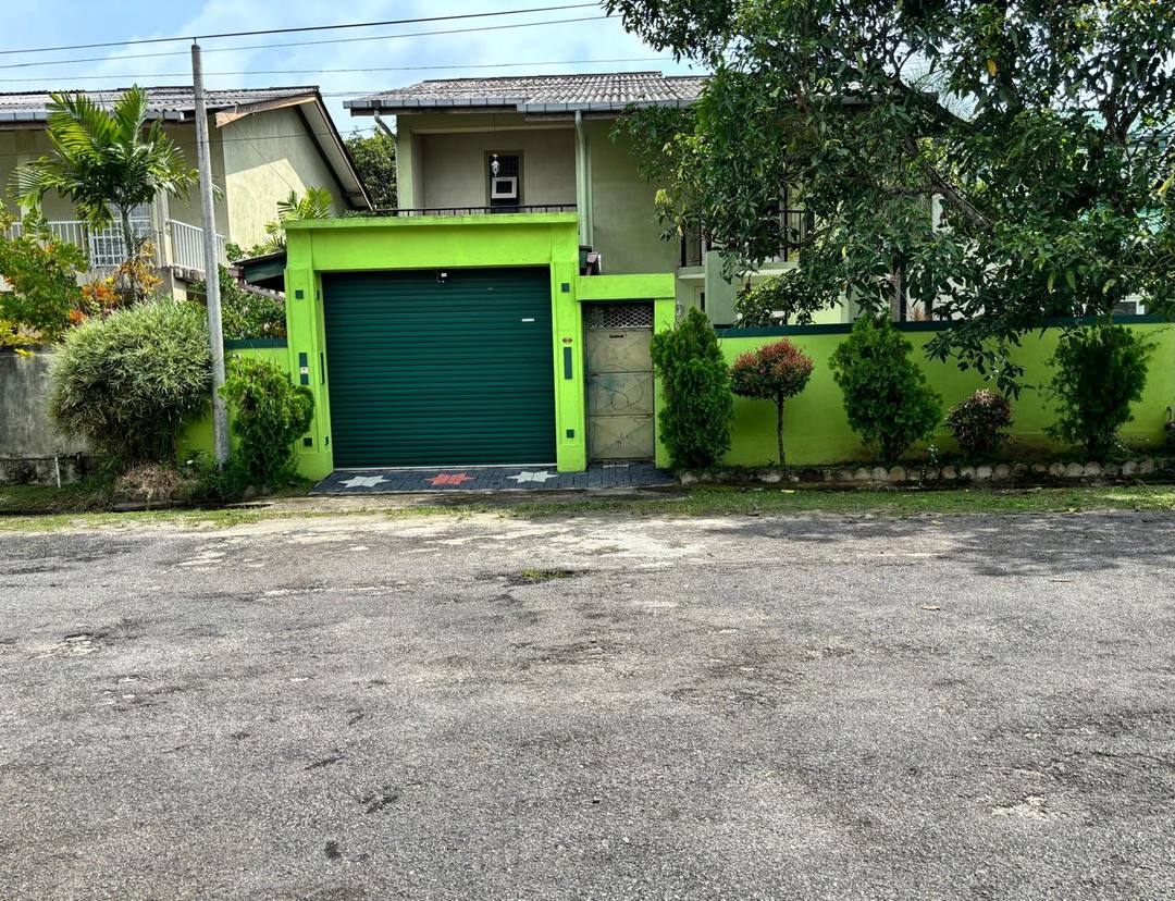 HOUSE WITH LAND FOR SALE IN KOTUGODA
