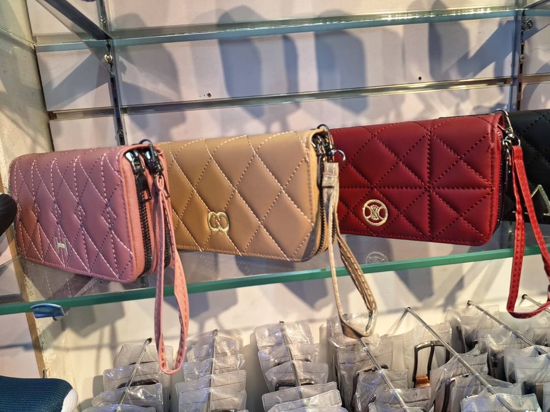 WOMEN’S DOUBLE ZIPPER PURSE FOR SALE
