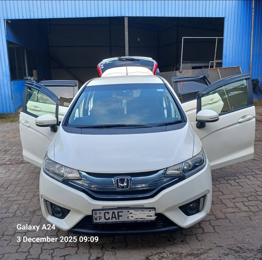 Honda Fit GP5 for Sale