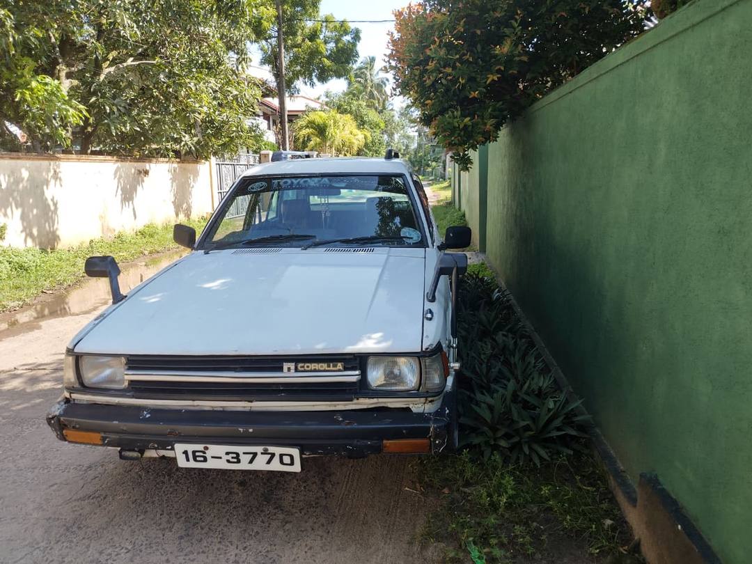 TOYOTA COROLLA DX 1986