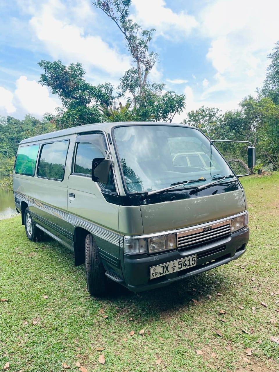 NISSAN CARAVAN LONG BODY 1999