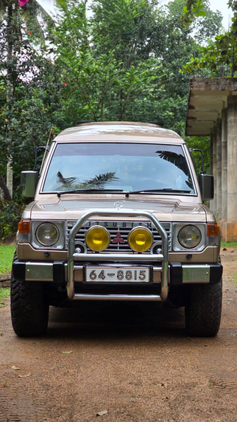 MITSUBISHI PAJERO MK1 1988