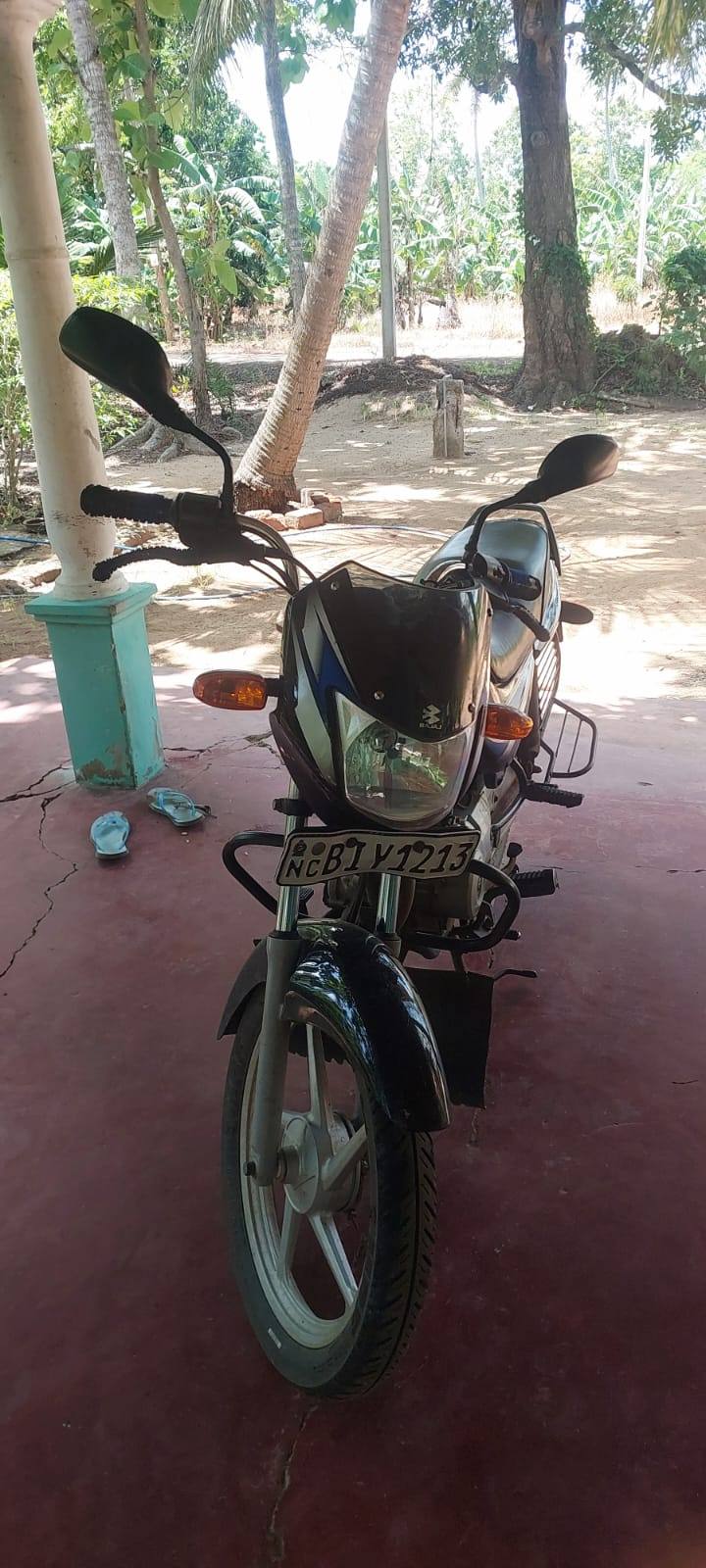 Bajaj CT100 ES 2020