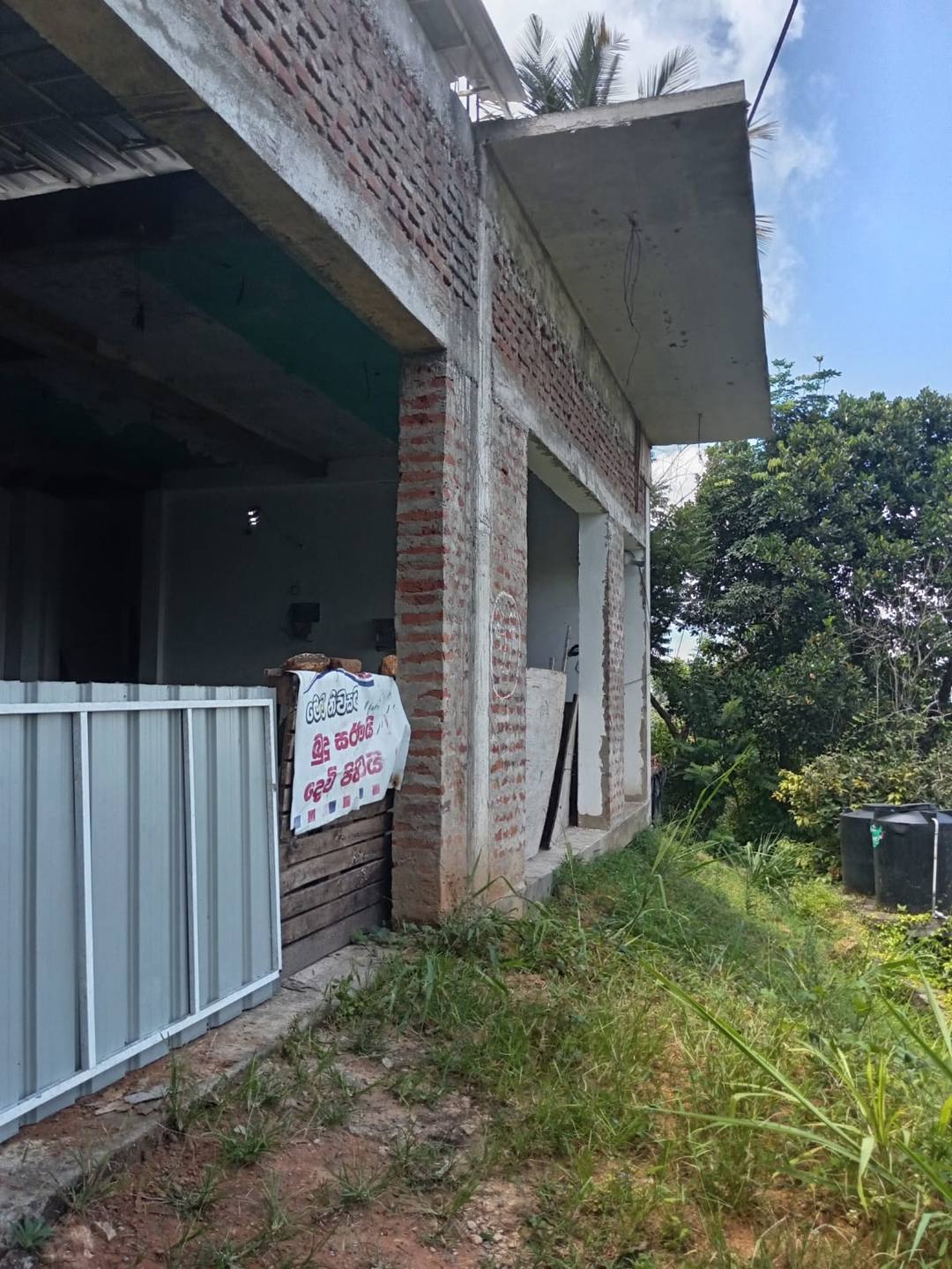 PRIME PROPERTY WITH HOUSE FOR SALE IN KANDY
