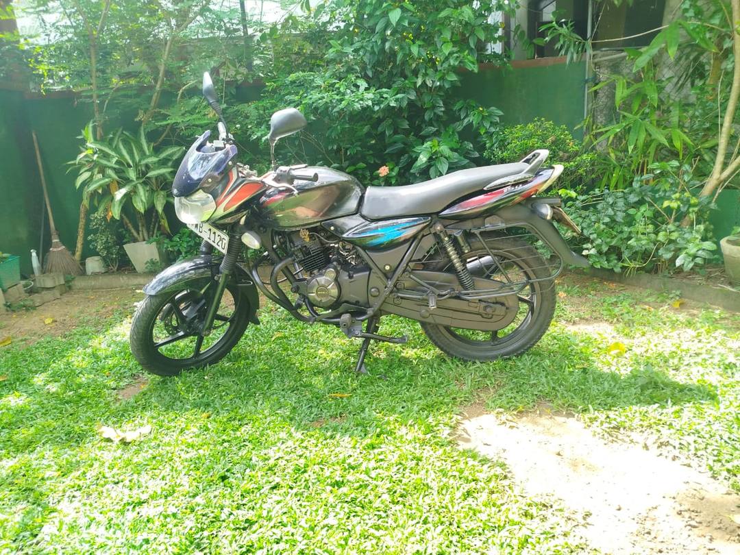 BAJAJ DISCOVER 150 – AVAILABLE!