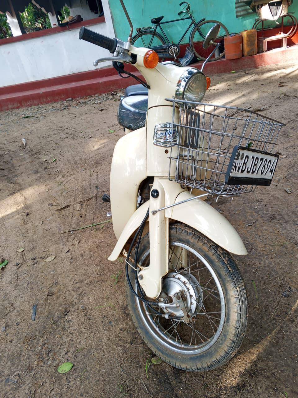 HONDA LITTLE CUB 100cc 2017