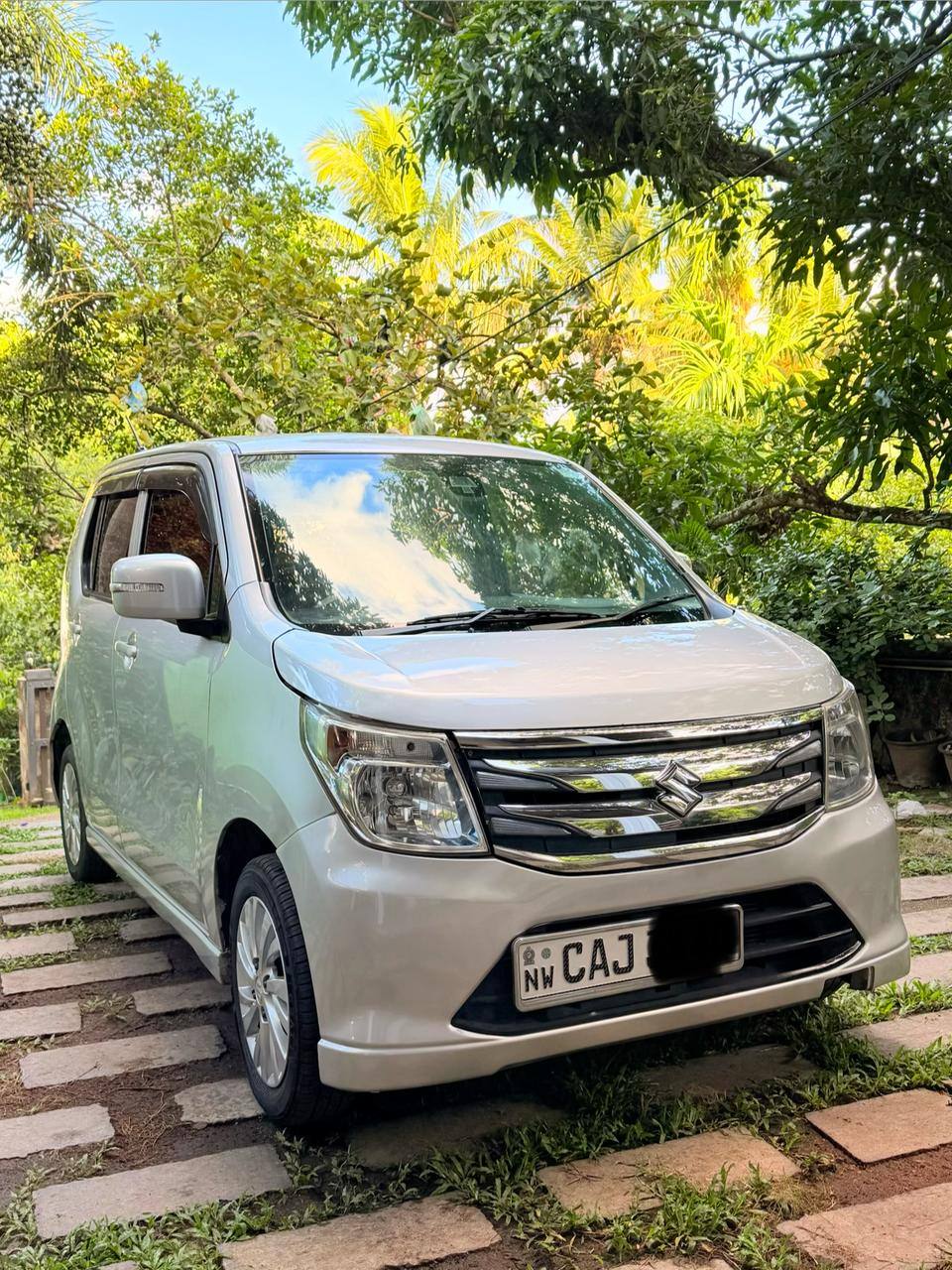 SUZUKI WAGON R FZ SAFETY 2014