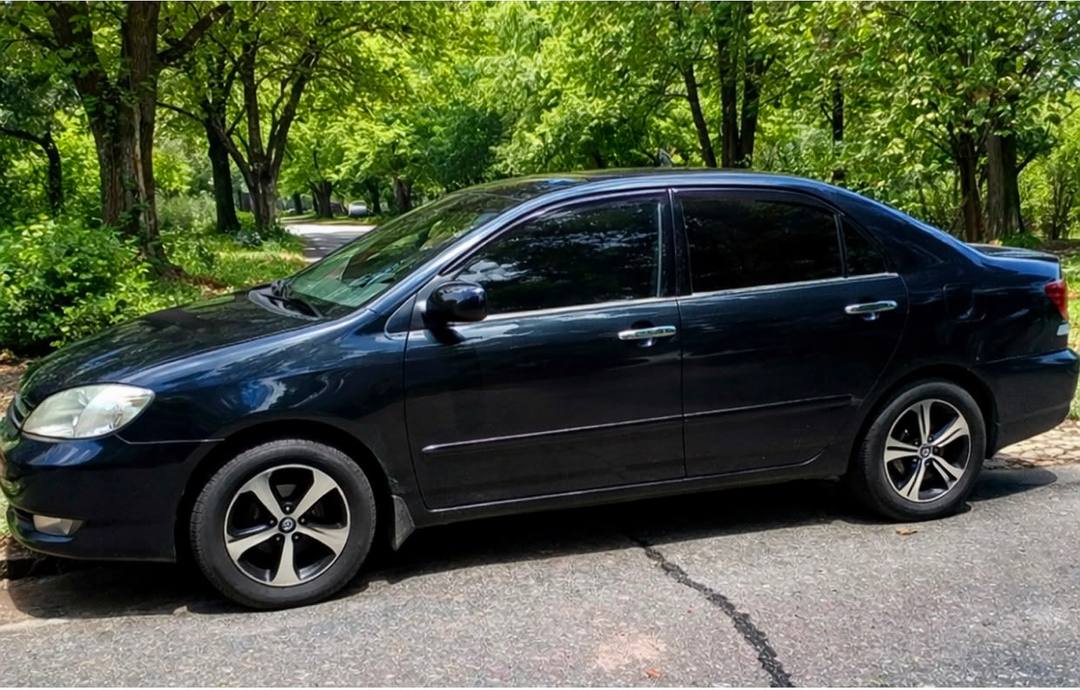 TOYOTA COROLLA 121 G GRADE 2002