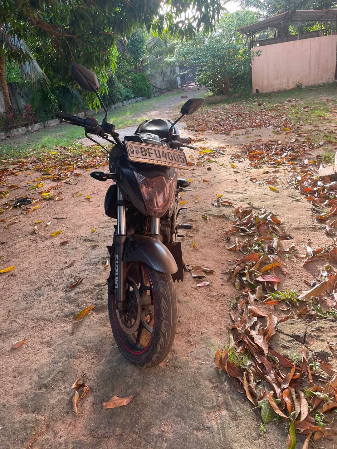 SUZUKI GIXXER 150cc 2017