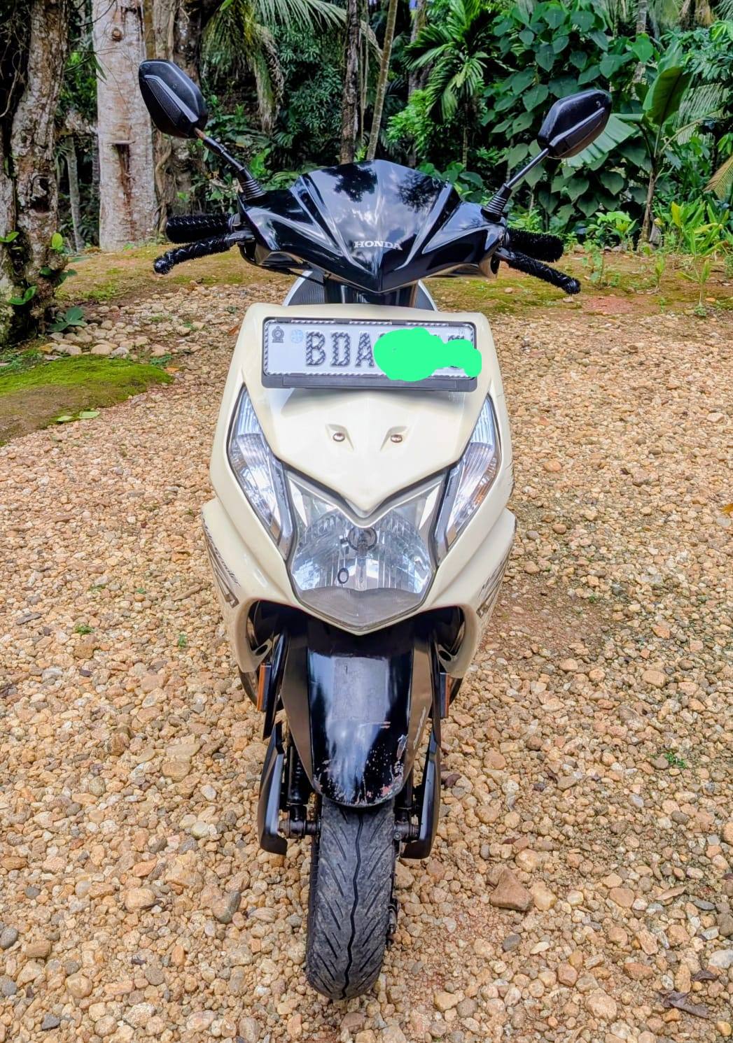 Honda Dio SCV110 2015