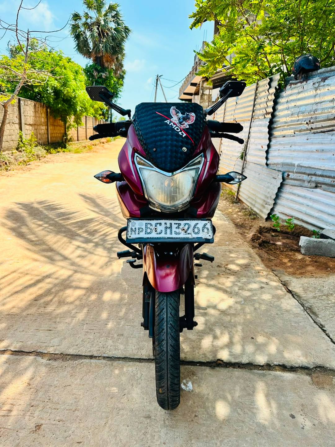Bajaj Discover 150 2015