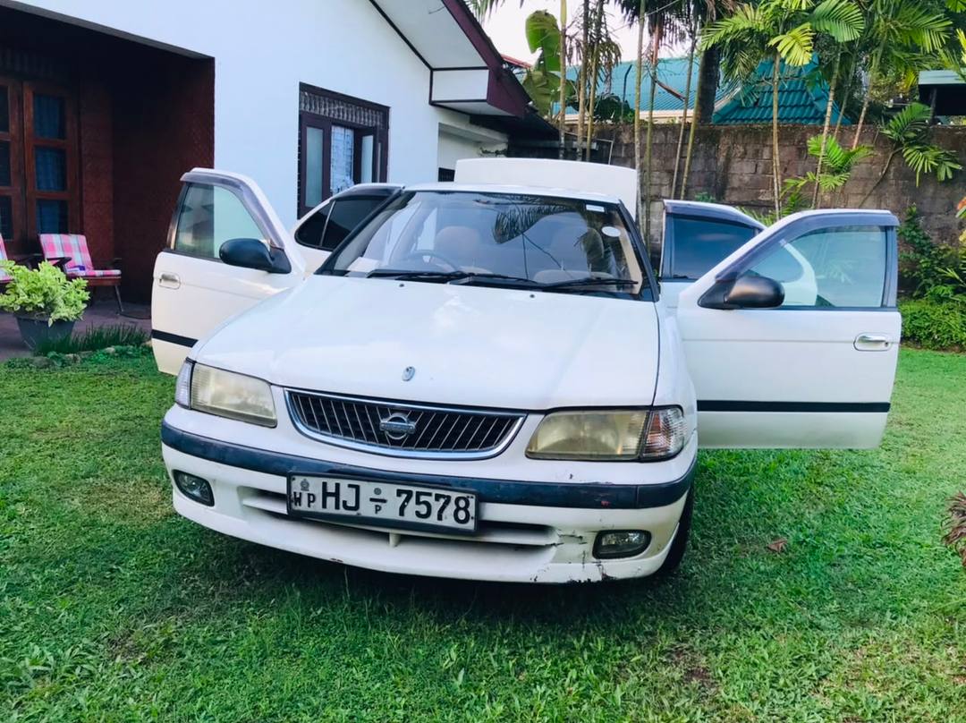 NISSAN FB15 EX 2000