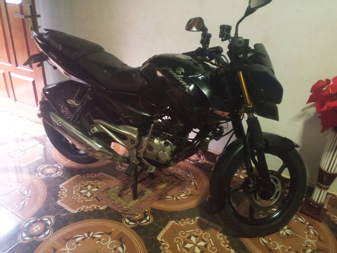 BAJAJ PULSAR 135 2012