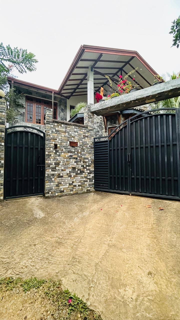 MODERN HOUSE FOR SALE IN BADULLA