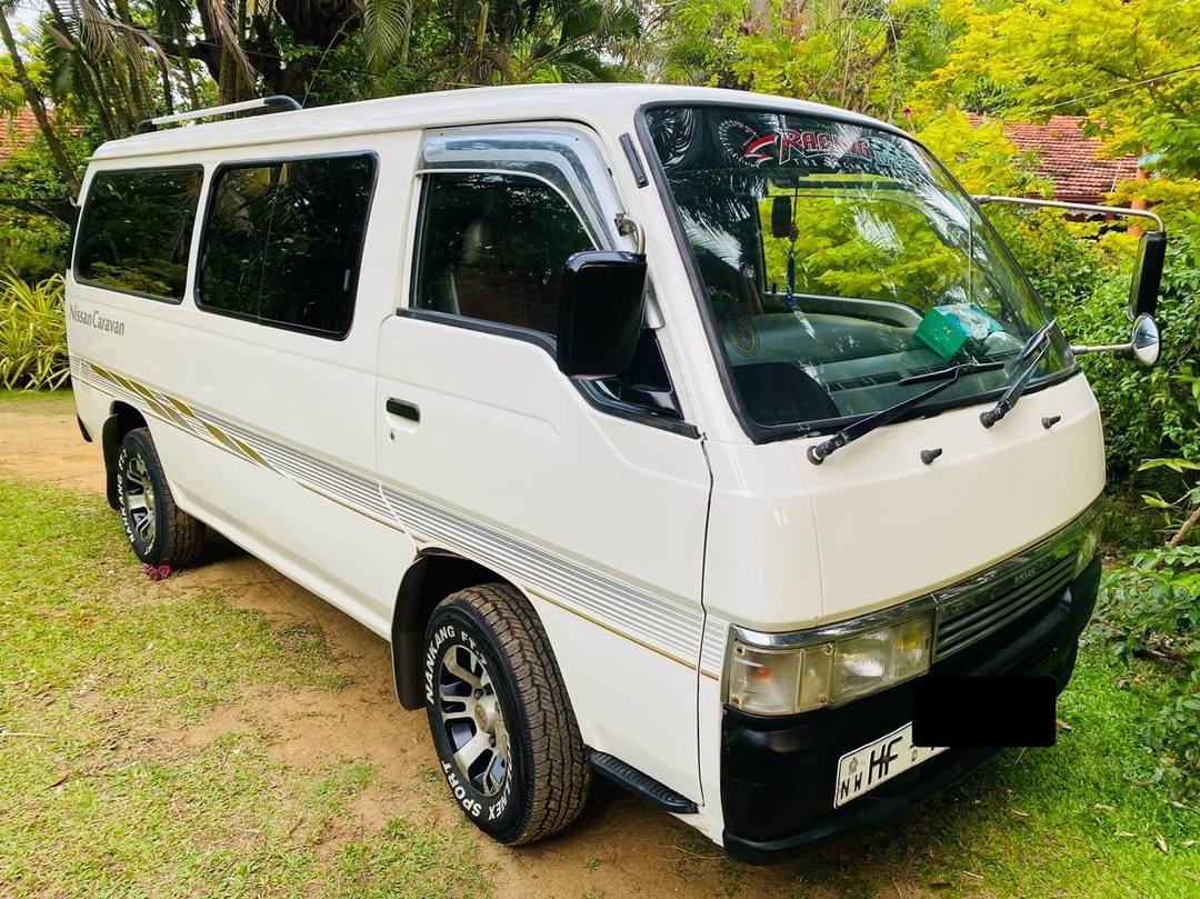 Nissan Caravan 1999