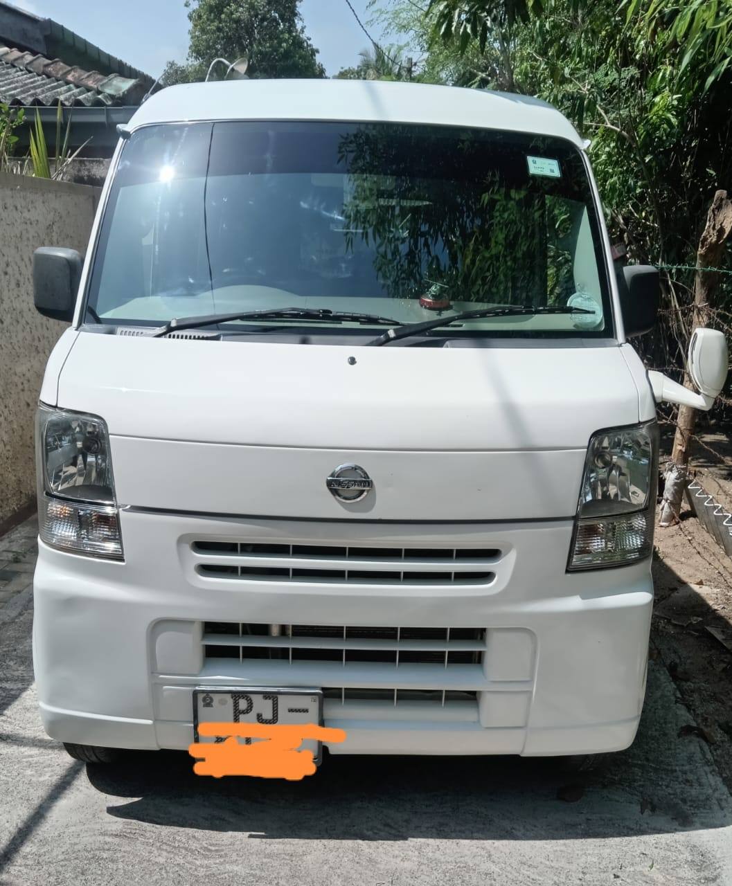 Nissan Clipper 2014