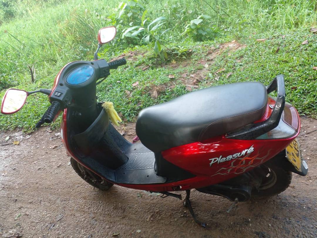 Hero Honda Pleasure 2006