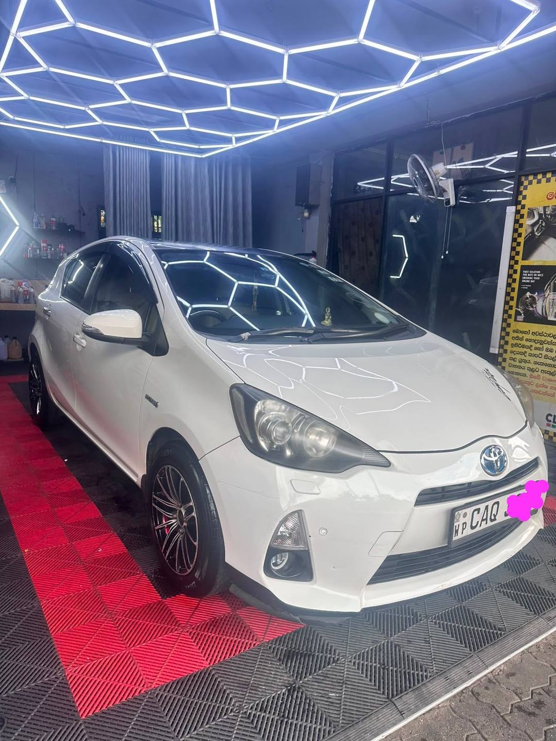 Toyota Aqua 2013