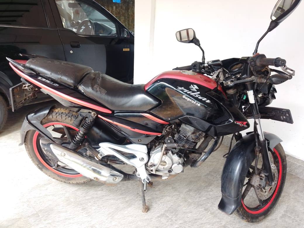 Bajaj Pulsar 135 2015