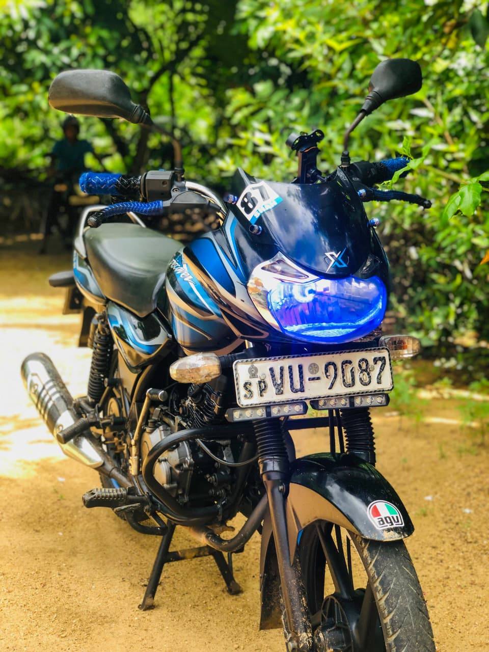 BAJAJ DISCOVER 2010
