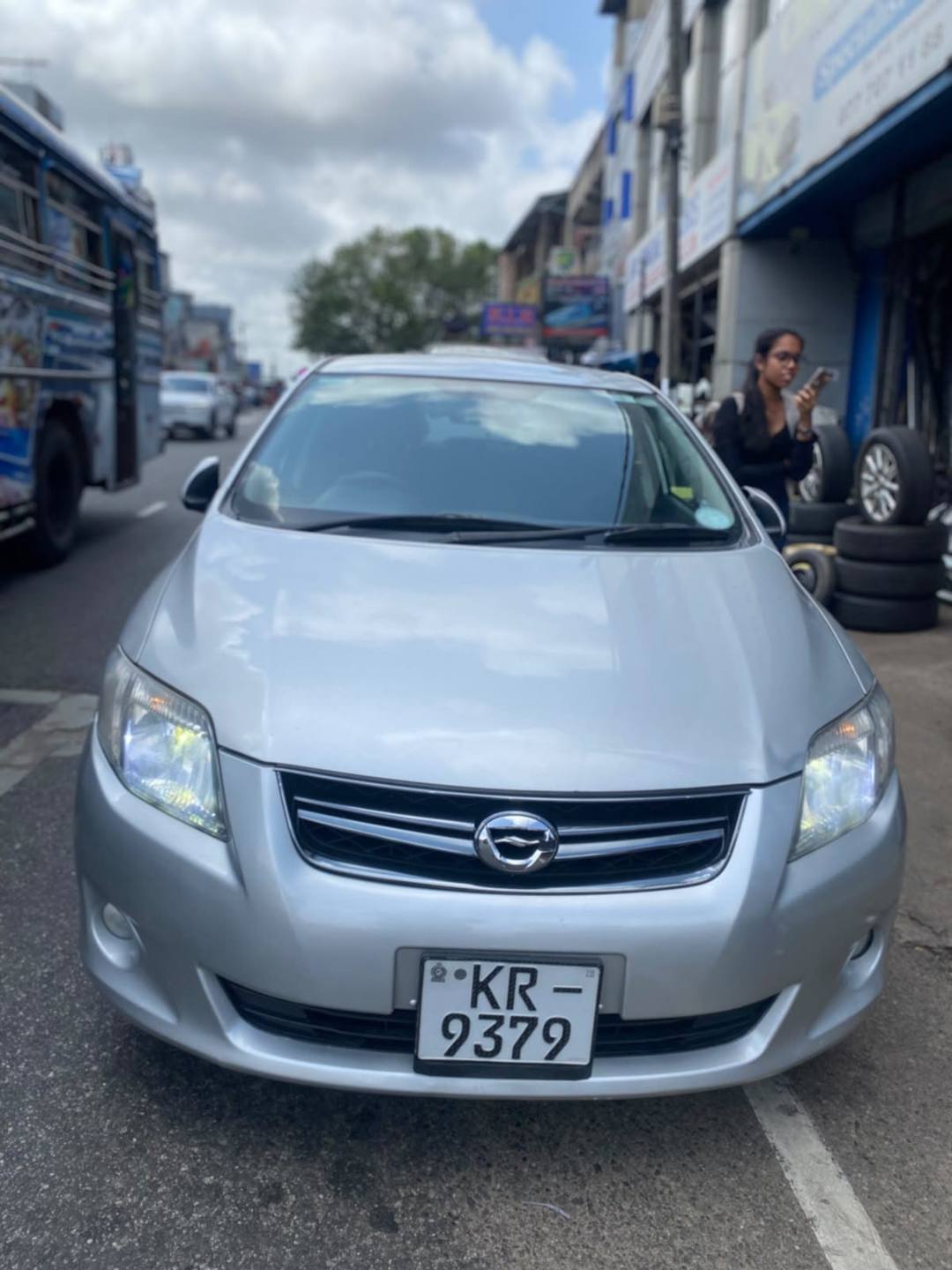 Toyota Axio Fielder 2011