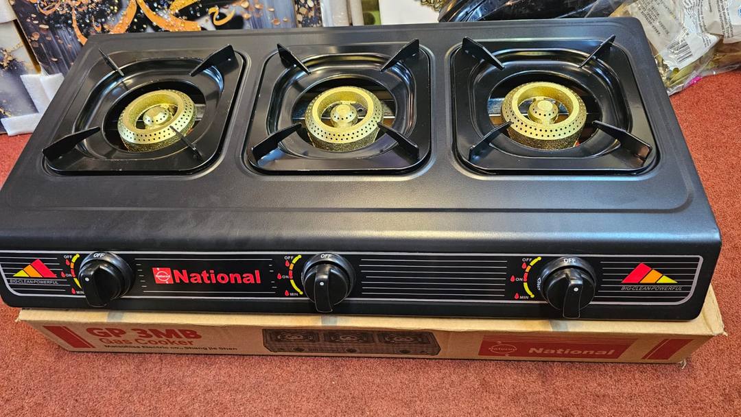 GAS COOKER FOR SALE