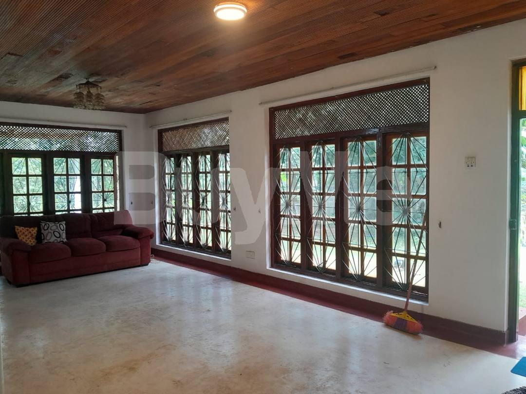 HOUSE FOR SALE IN WALAWWATTA, IBBAGAMUWA