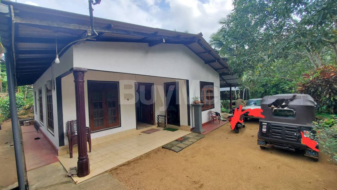 වරකාපොල ප්‍රදේශයෙන් අංගසම්පුර්ණ වටිනා නිවසක් විකිනීමට