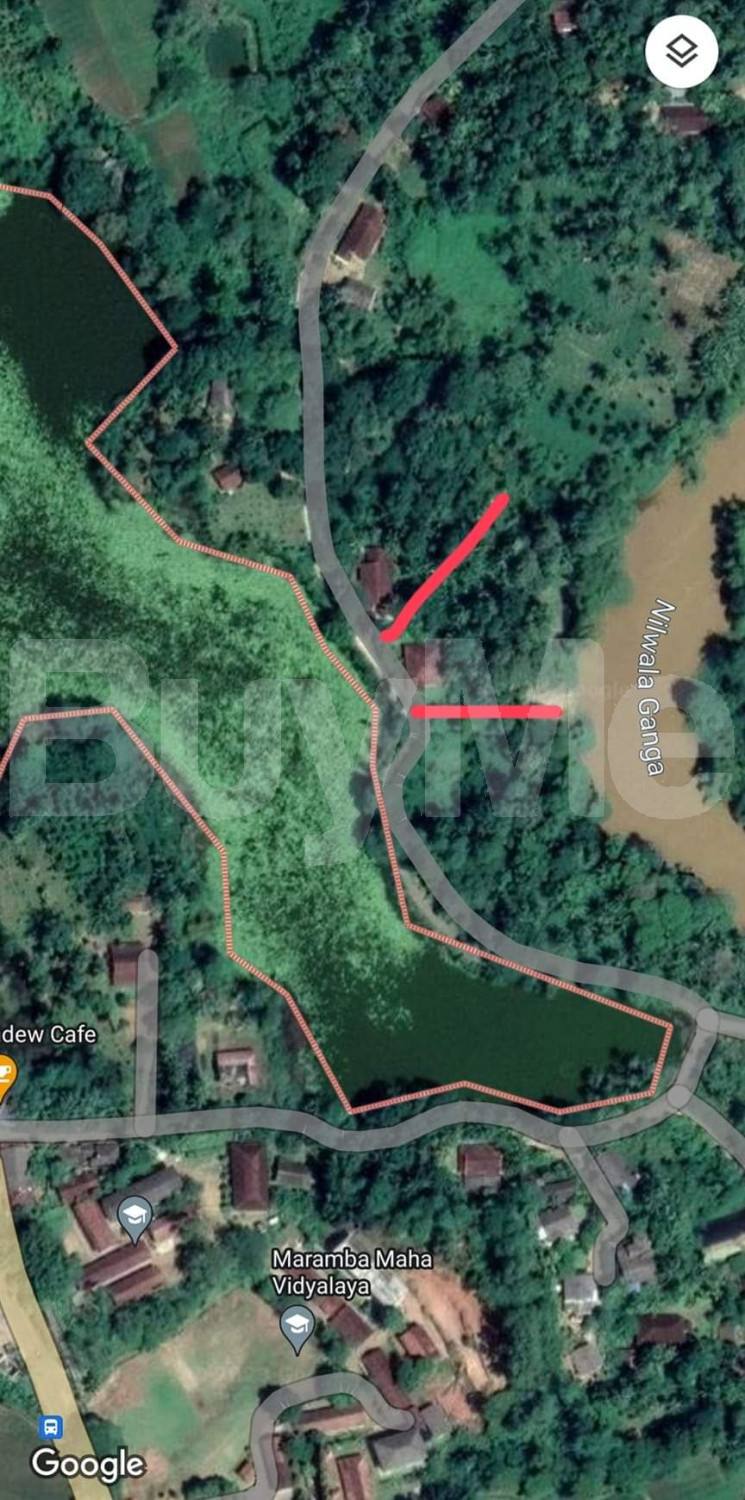 LAND INCLUDING HOUSE FOR SALE IN AKURESSA (IDEAL PROPERTY FOR A HOTEL/VILLA OR TOURISM BASED BUSINESS.)
