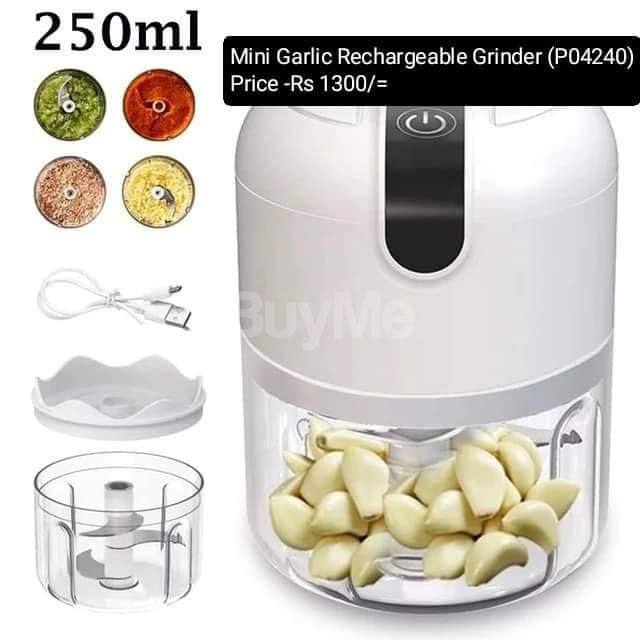 MINI GARLIC RECHARGEABLE GRINDER