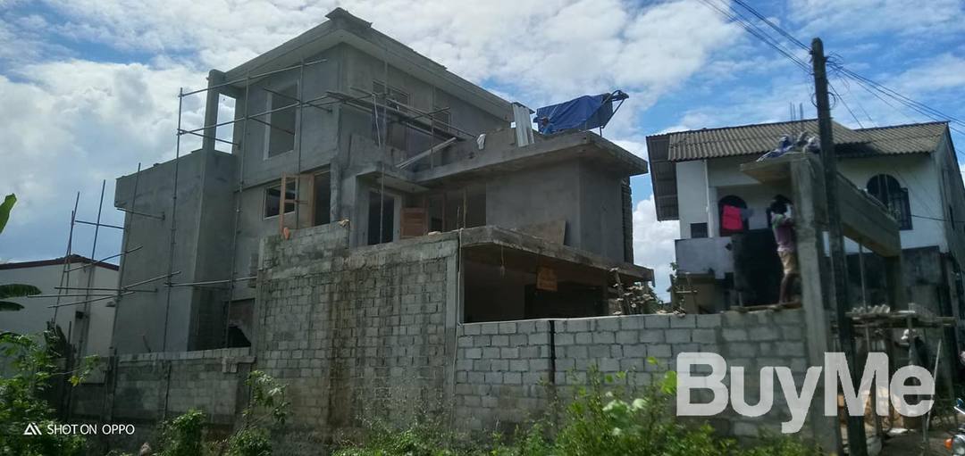 BUILDING HOUSE FOR SALE IN ARANGALA JUNCTION MALABE