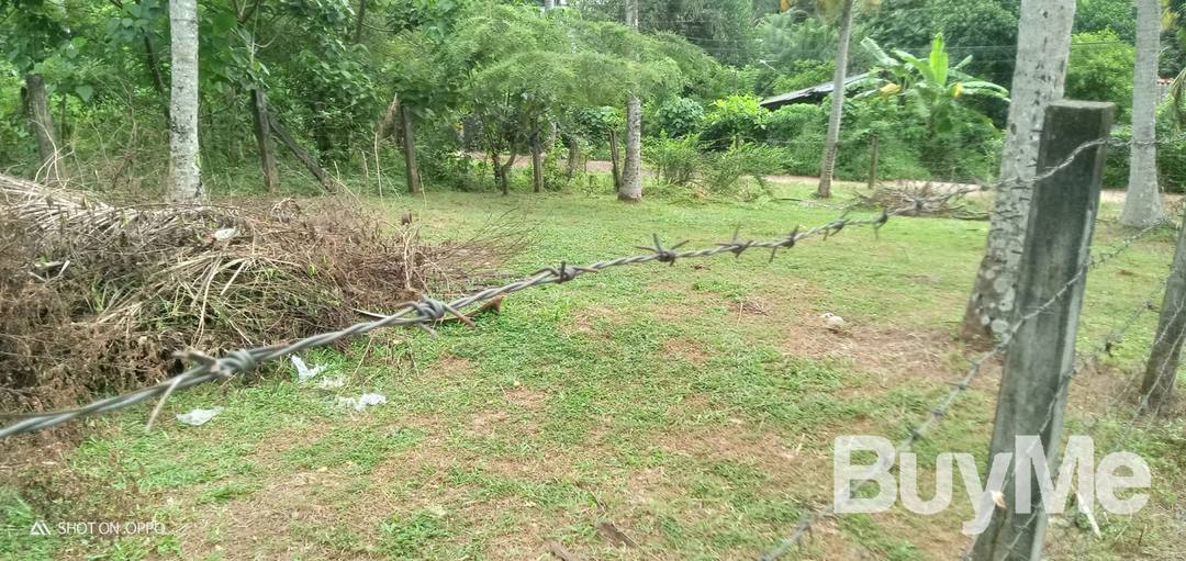 LAND FOR SALE IN THE MIDDLE OF MALABE ATHURUGIRIYA