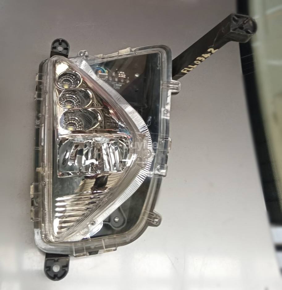 PRIUS W50 FOG LAMPS LH