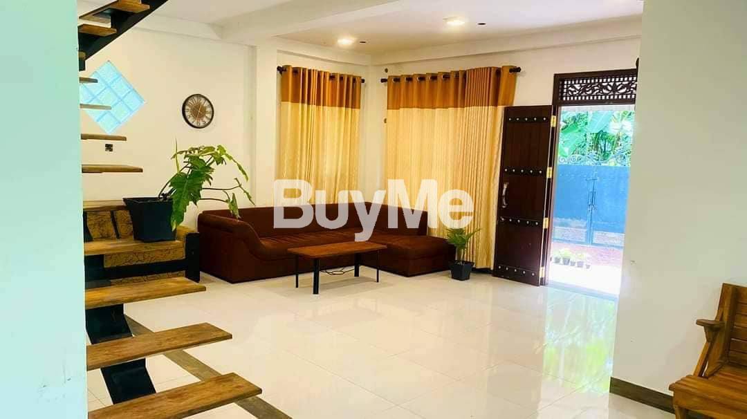 House for sale at Kadawatha Ganemulla Road