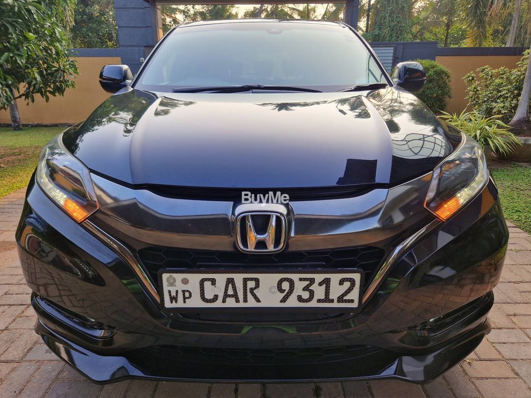 HONDA VEZEL RS SENSING - BLACK - 2017