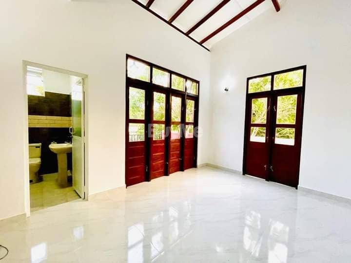 Luxury House for sale in Wattala