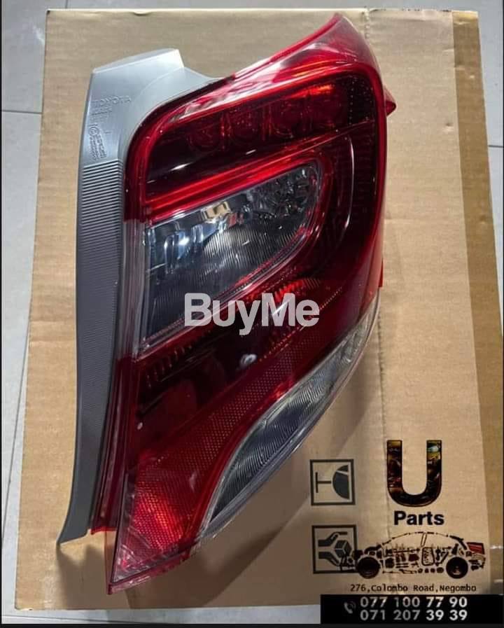 TAIL LIGHTS - TOYOTA VITZ KSP130
