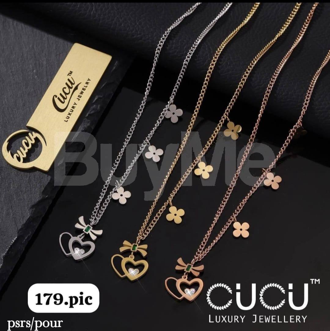 KOREAN STYLE LUXURY NECKLACES WITH HEART PENDANT