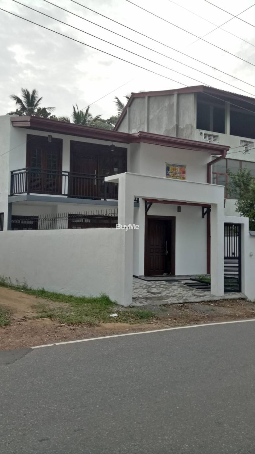 BRAND NEW 2 STORY HOUSE FOR SALE IN ATHURUGIRIYA, HABARAKADA