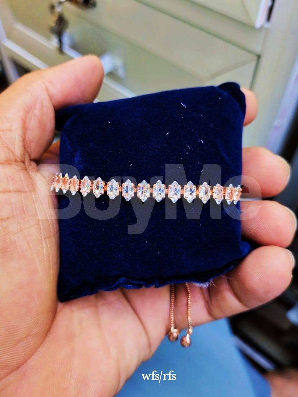 MINIMALIST GOLD-PLATED BRACELET