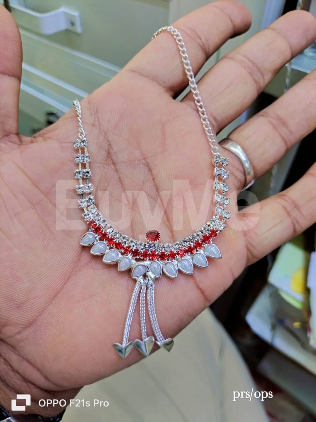RED STONES EMBEDDED NECKLACE