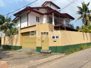 HOUSE FOR RENT IN KURUKULAWA RAGAMA - (DOWN STAIRS)