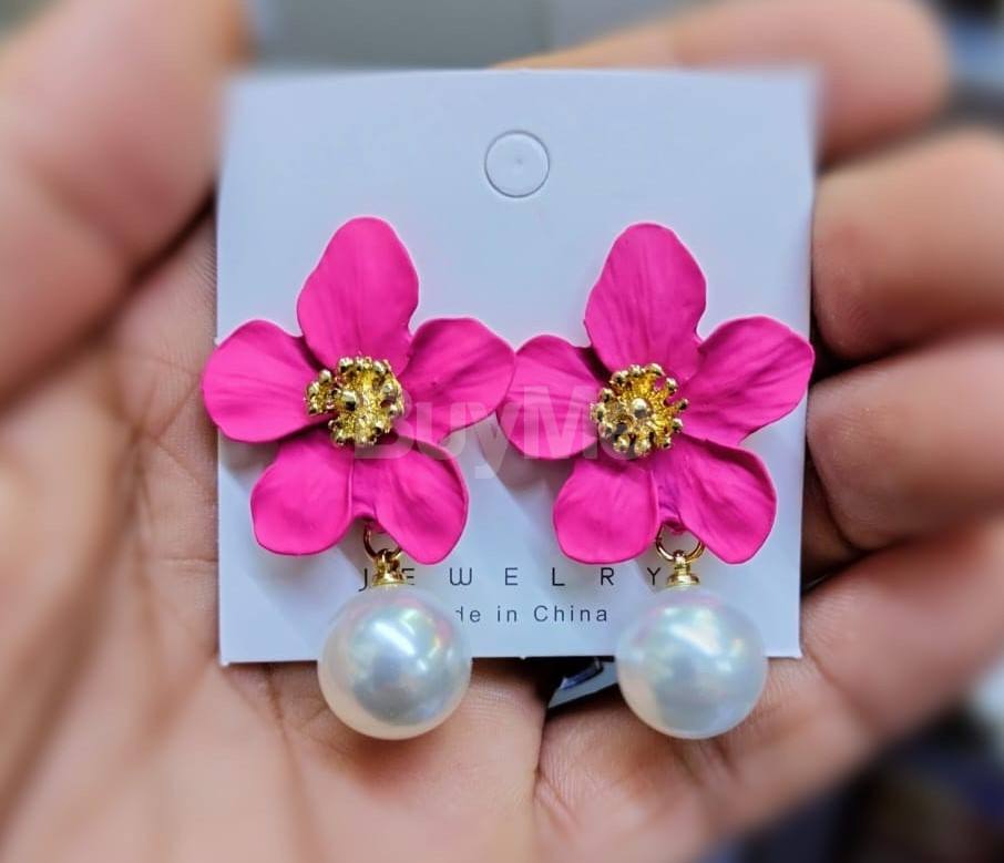 FLORAL DESIGN STUD - DUSKY PURPLE