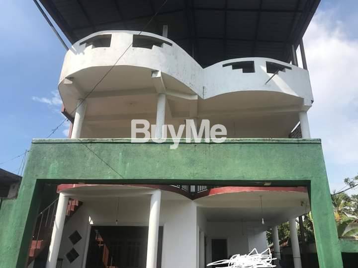 A TWO STOREY RESIDENTIAL HOUSE FOR SALE NEAR PILIYANDALA CITY