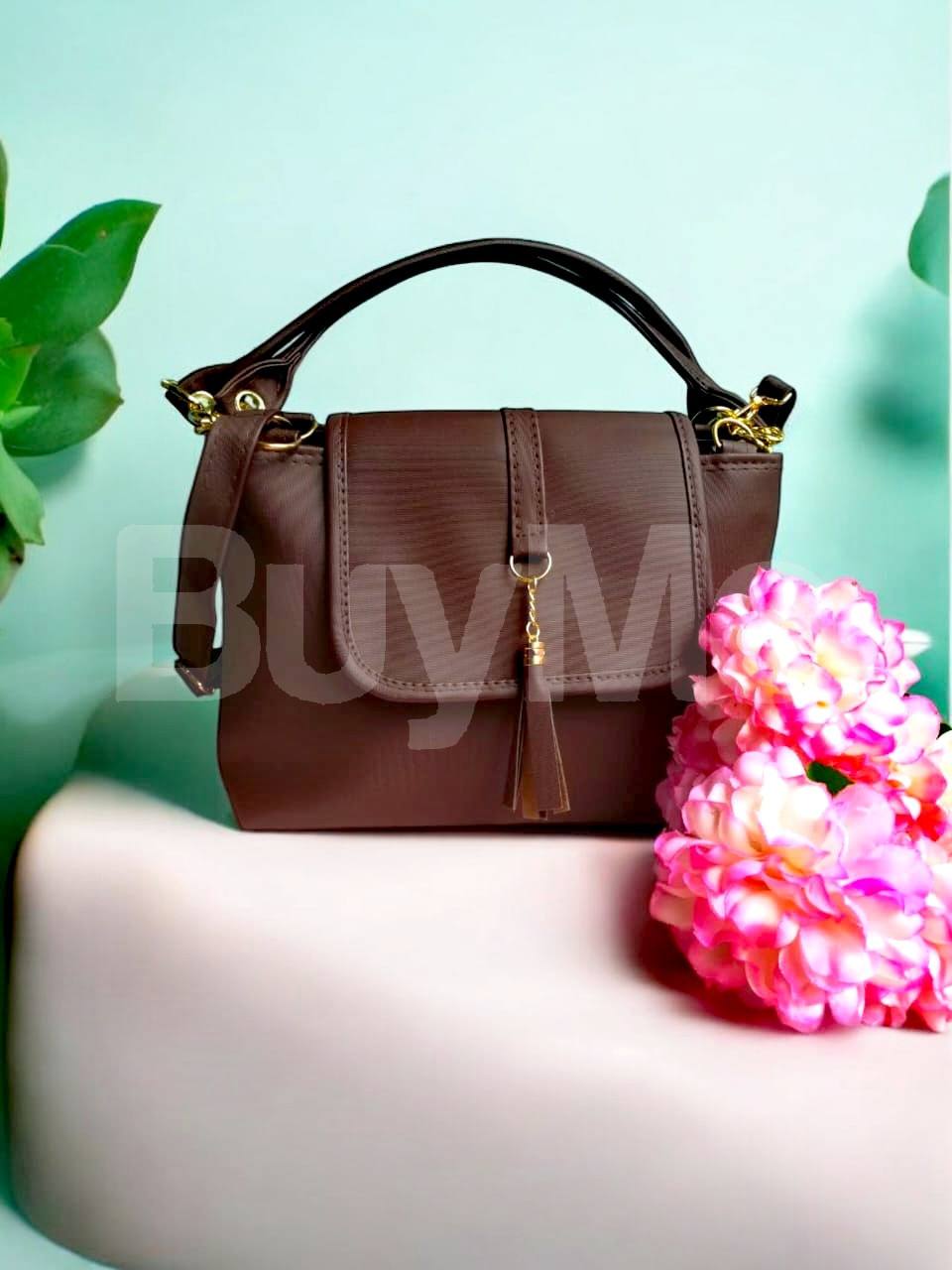 WOMEN'S HANDBAG DESIGN